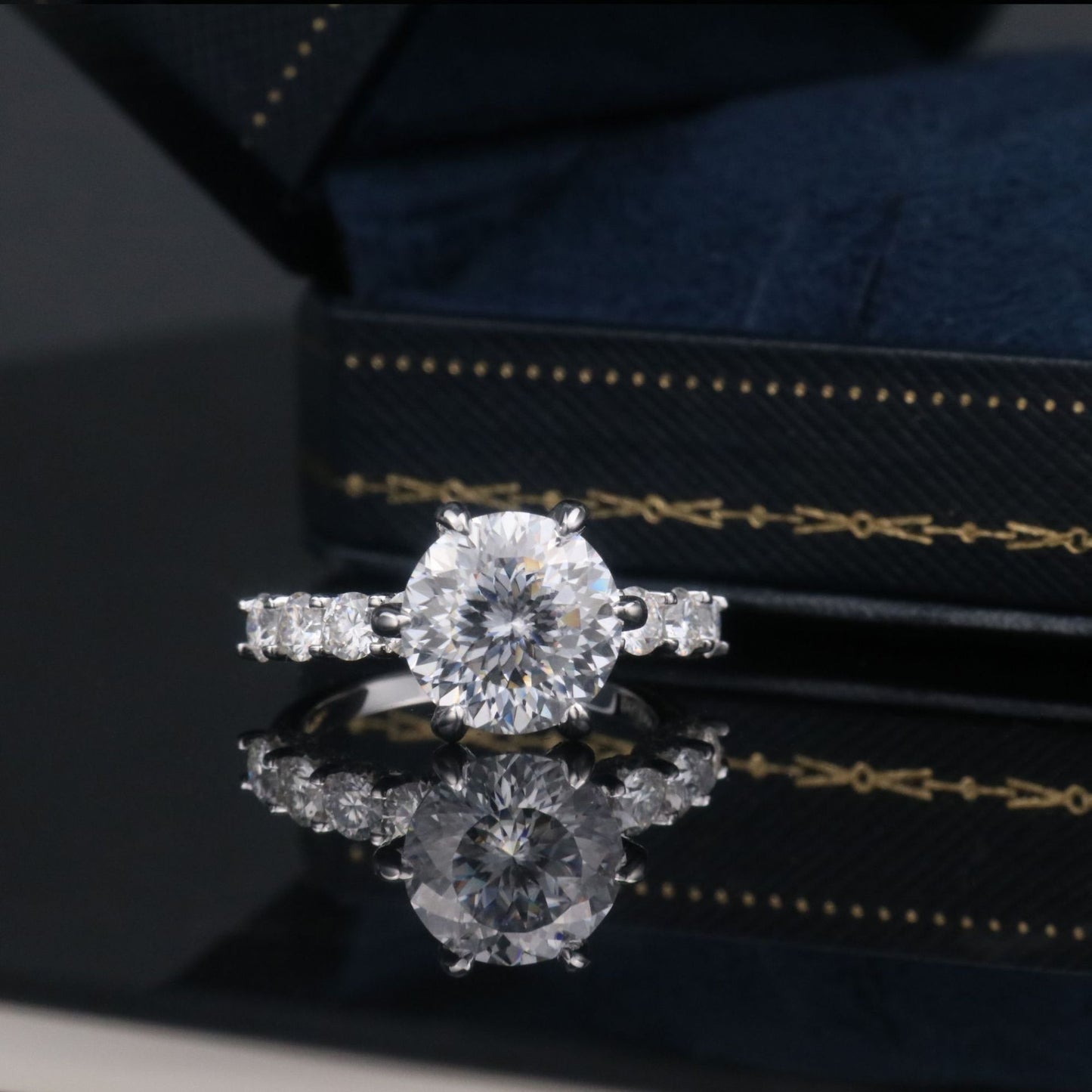 18k Gold 5.0Carat Moissanite Diamond Ring for Women 925 Silver Plated Engagement Ring